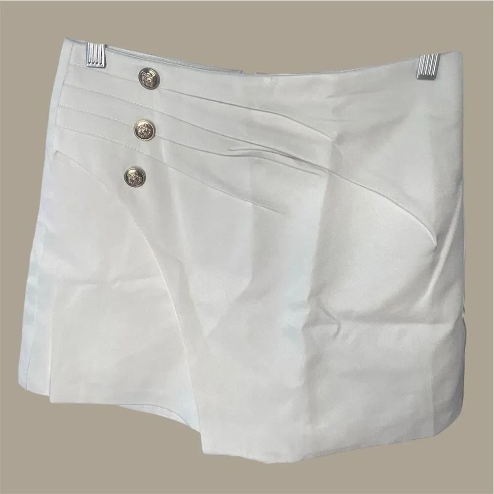 Mabell Off White Split Skort/Shorts Med/Lg. Nwt